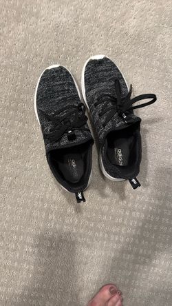 Women’s Size 8 Adidas Athletic Shoes 