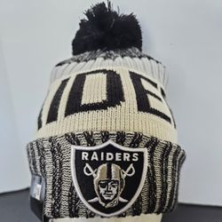 Raiders Las Vegas New Era Pom Beanie 