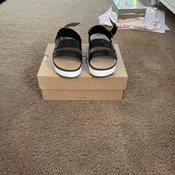 Ugg Braelynn Sandals