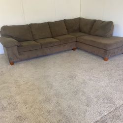 Brown L-Shape Sectional Couch Sofa *Free Delivery*