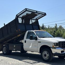 2004 Ford F-550