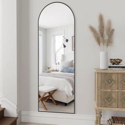 Mirror Brand New Still In Box 