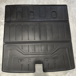 Honda Pilot Folding Cargo Mat (2023), Like Brand New!