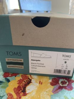 Toms Youth Girls 5