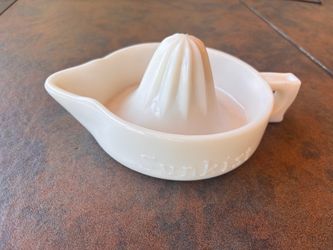 Sunkist 68764 Manual Citrus Juicer Reamer - Vintage, White Glass, Made in U.S.A