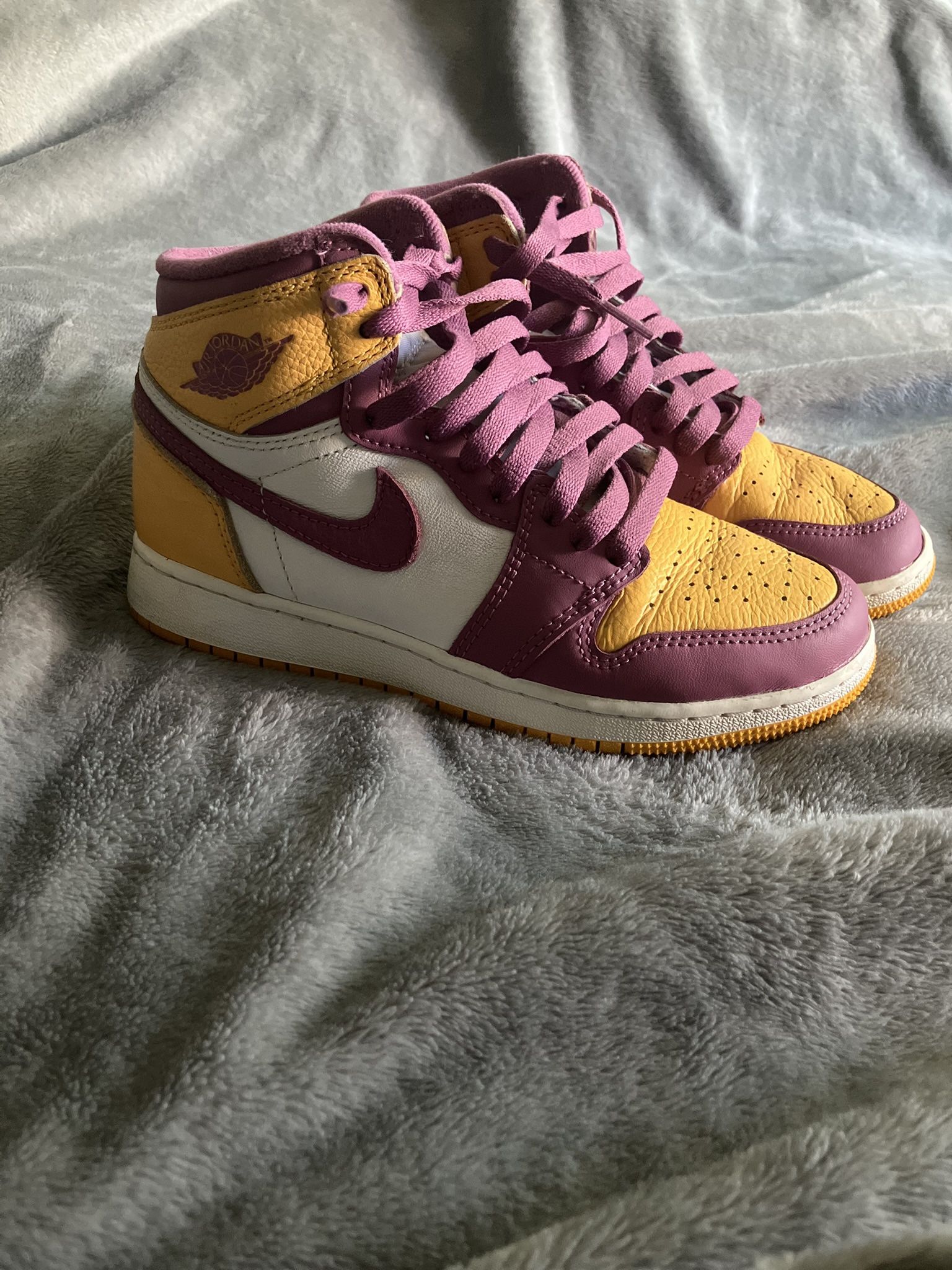 Air Jordan 1 Brotherhoods