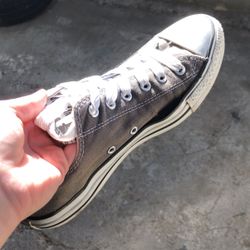 Men’s Converse Size 8
