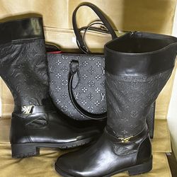 Louis Vuitton Black Bag And Boot Size 7/5
