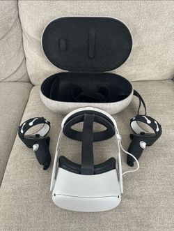 Meta Quest 2 with additional battery pack!! LIKE NEW!