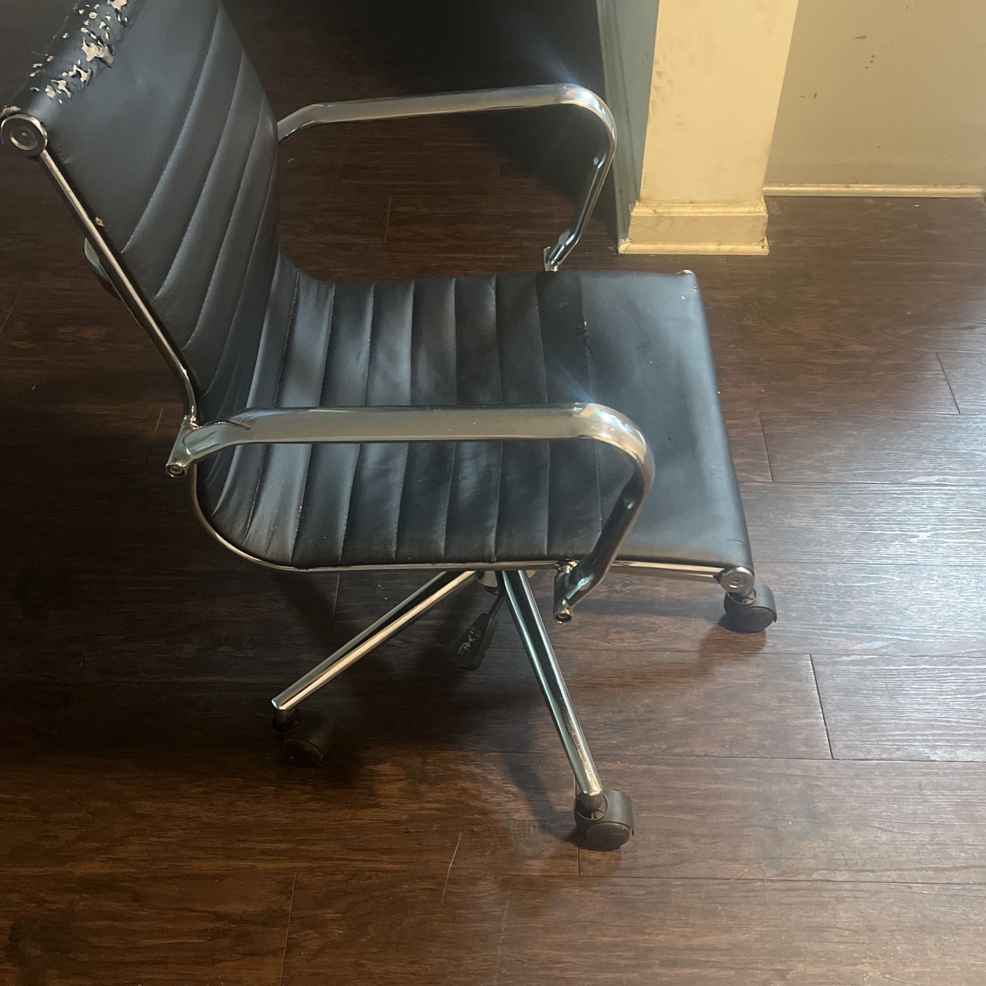 Rolling Desk Chair 