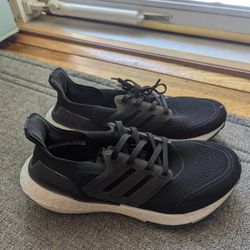 Like New Adidas ultra Boost 22