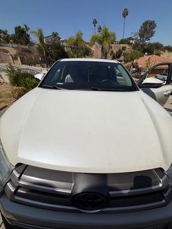 2017 Toyota Highlander LE
