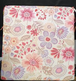 Outdoor Patio Chair Cushion 22" x 22" x 4" – Needs New Cover