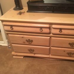 Twin Bed / dresser / night stand all Matching