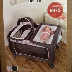 Baby Trend Deluxe II  Nursery Center Portable Playard