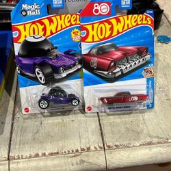 Hot Wheels Mattle Dream Mobile & Decidedly P-2