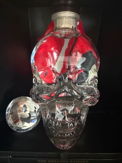 The Rolling Stone Edition Crystal Head Collectors Vodka