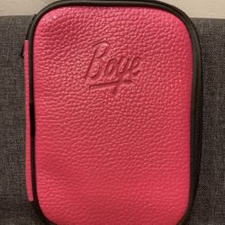 Boye Case Holder for Crochet Hooks Loops hold mostly Fine Needles/ Hooks Case Securely Holds 24 Hooks Color: Pink Dimensions: 4" × 7" (10.16 cm × 17.7
