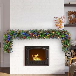9’ Pre-lit LED With Twinkle Artificial Greenery Garland