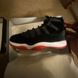 Nike Air Jordan 11 Retro Bred Velvet 