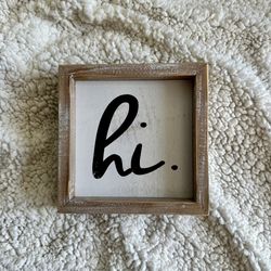 Small “hi” Framed Decor