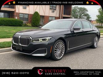 2022 BMW 740