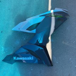 2019+ Kawasaki Zx6r Right Side Fairing Oem