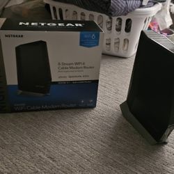 NETGEAR NIGHTHAWK AX8