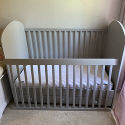 Crib With Mattress 
