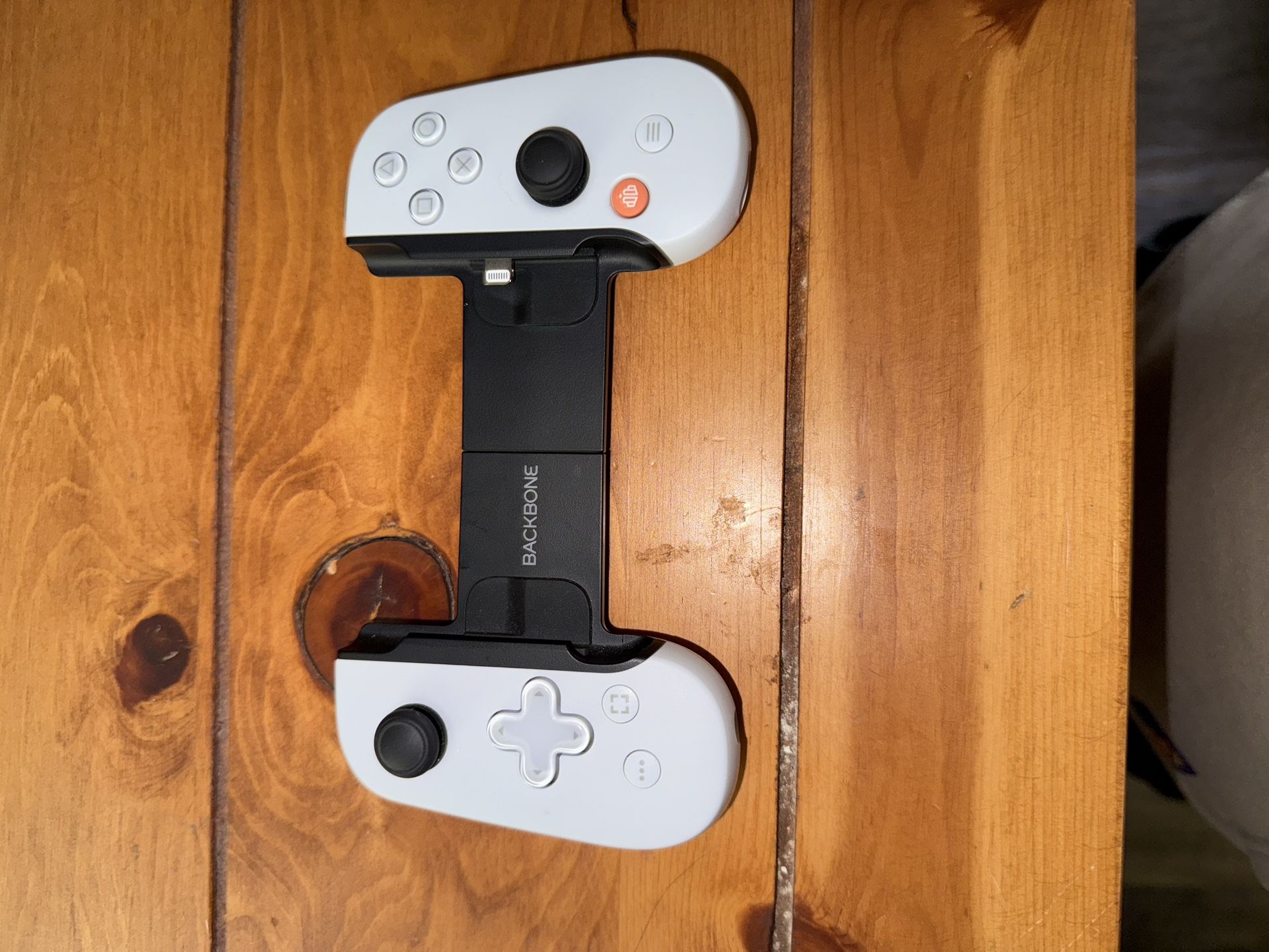 Backbone Handheld controller For IPhone (Lightning Connector)