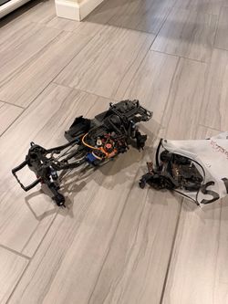 Axial SCX10 III gladiator