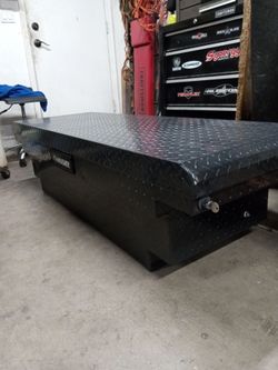 Husky Cross-Bed Toolbox