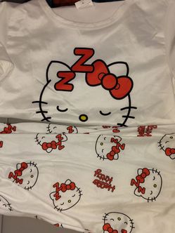 Girls hello kitty pajamas