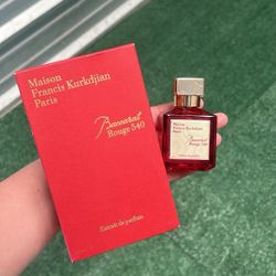 Baccarat  Cologne 