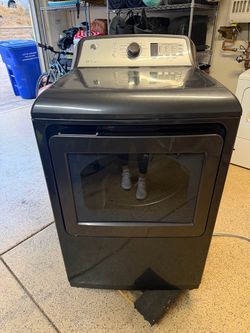 GE® 7.4 cu. ft. Capacity Smart aluminized alloy drum Electric Dryer with HE Sensor Dry