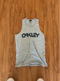 2 small tank tops