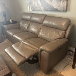 Comfortable Living Room Leather Set 