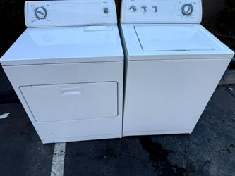 Whirlpool large capacity heavy duty washer and gas dryer