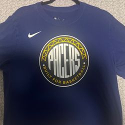 Used Nike Pacers T-Shirt!