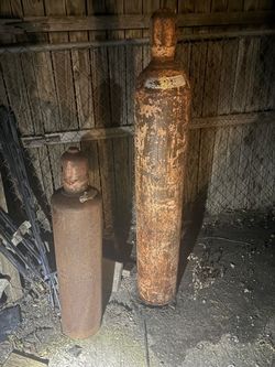 Welding tanks oxygen and acetylene $300