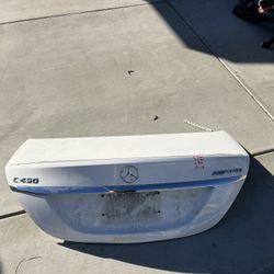 Mercedes 15-19 C200 C400 C450 Trunk Lid