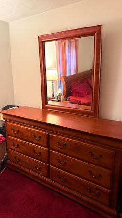 Solid wood KING size bedroom set