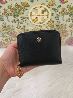 Tory burch wallet