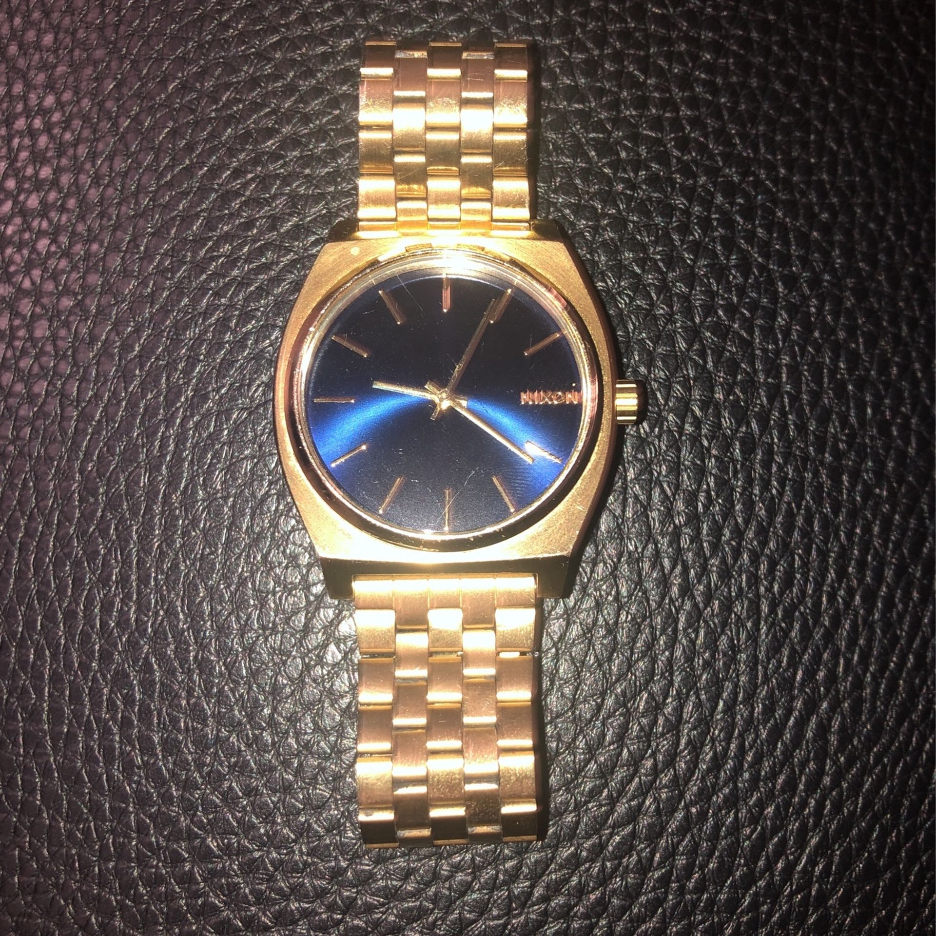 Nixon Watch