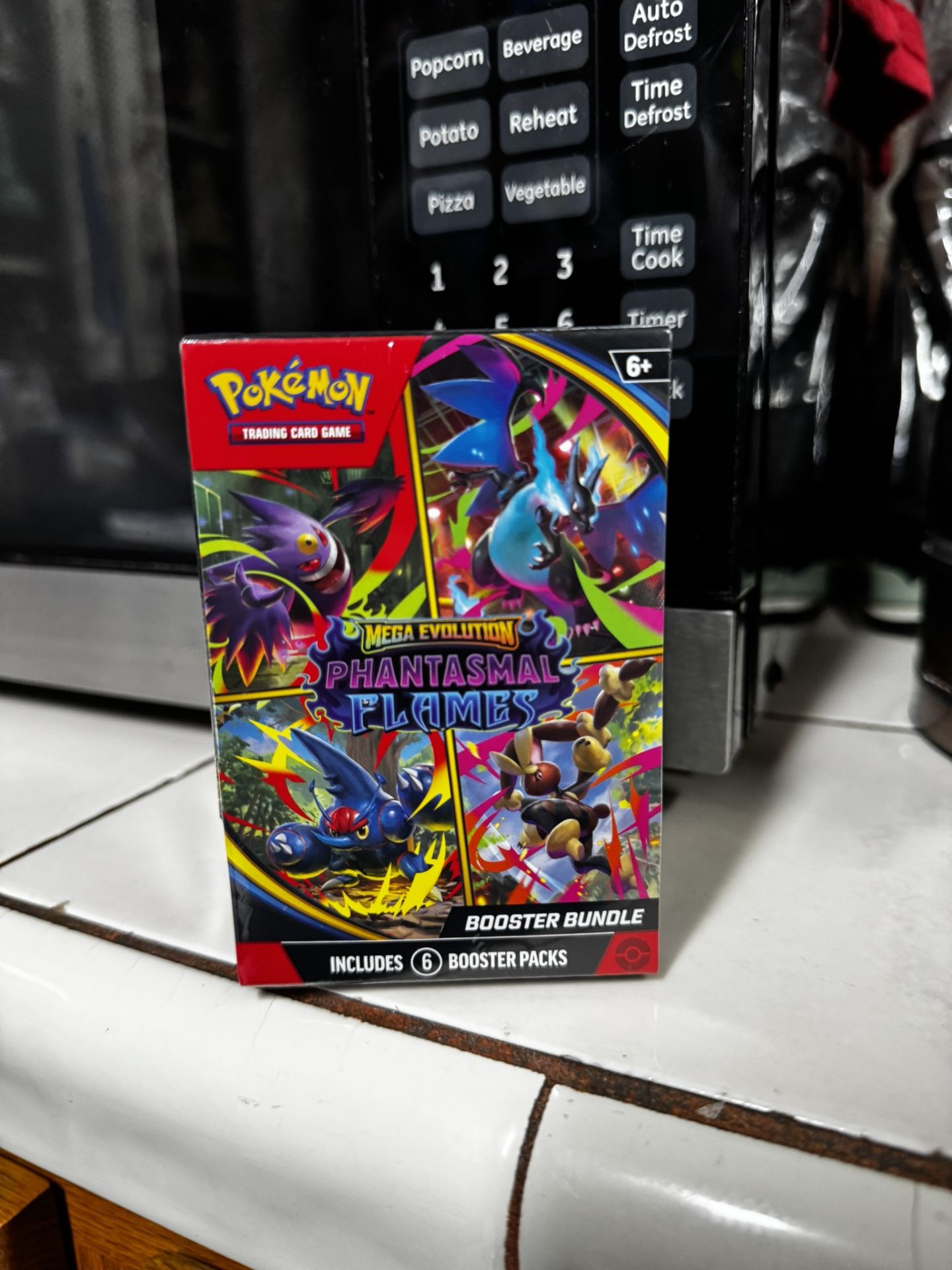 Phantasmal Flames (Booster Bundle)