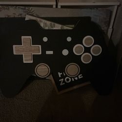 controller decoration 