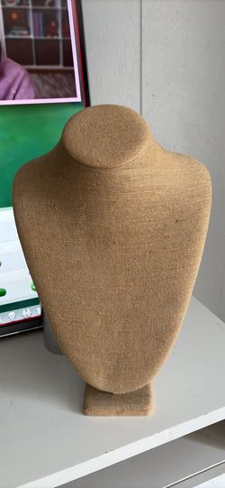 Necklace Holder