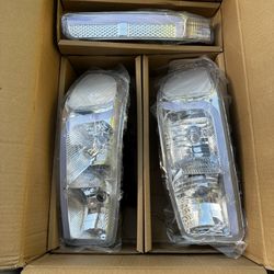 Gmc Sierra Headlight Year 99-07