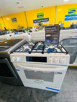 Estufa blanca Frigidaire a pagos