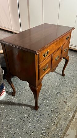 Queen Anne Style Lowboy Dresser